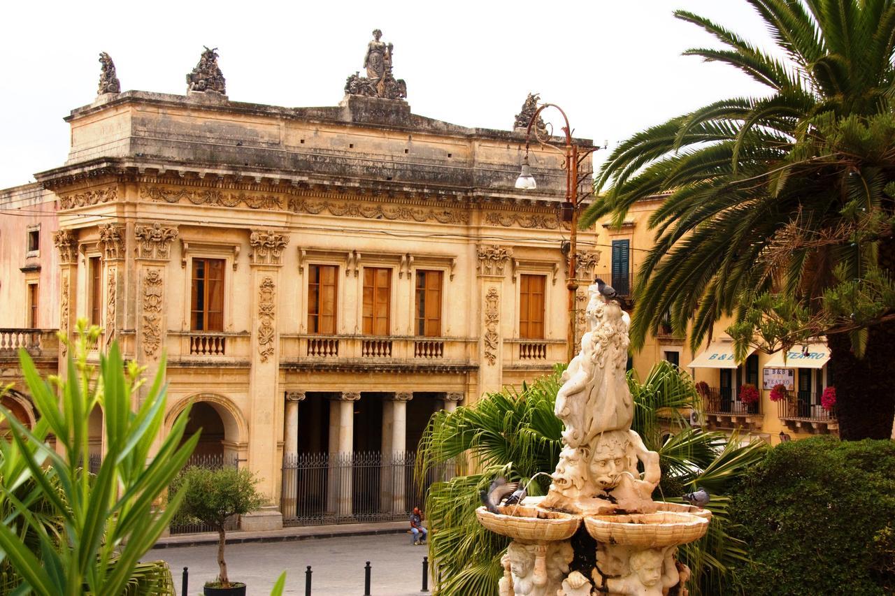 Vila Casa Maglad Noto Exteriér fotografie